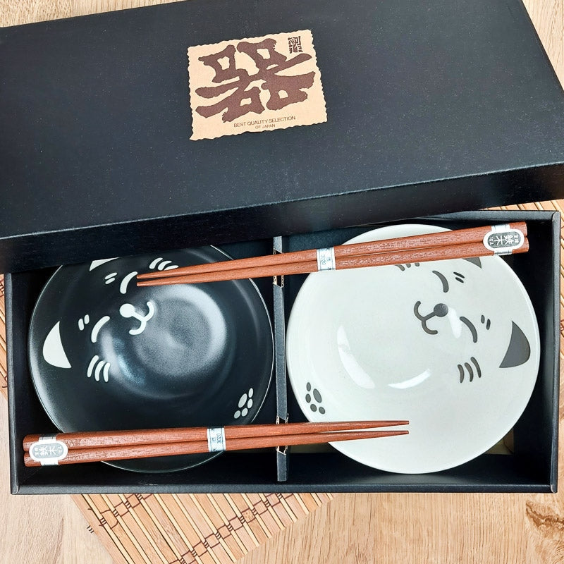 2 kissan Ramen-kulhojen sarja