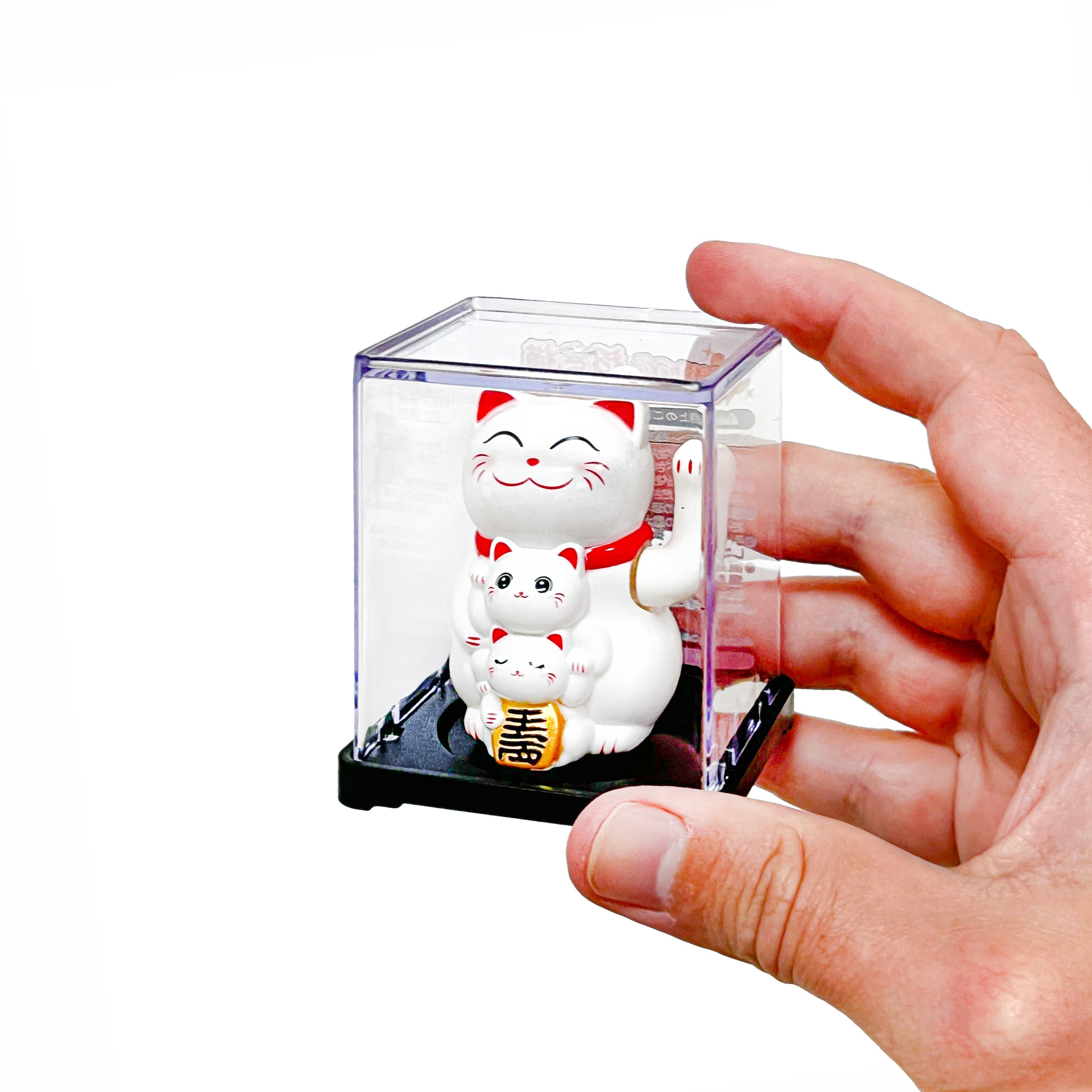 Liikkuva aurinkoenergialla toimiva Maneki Neko -kissa – Perhe