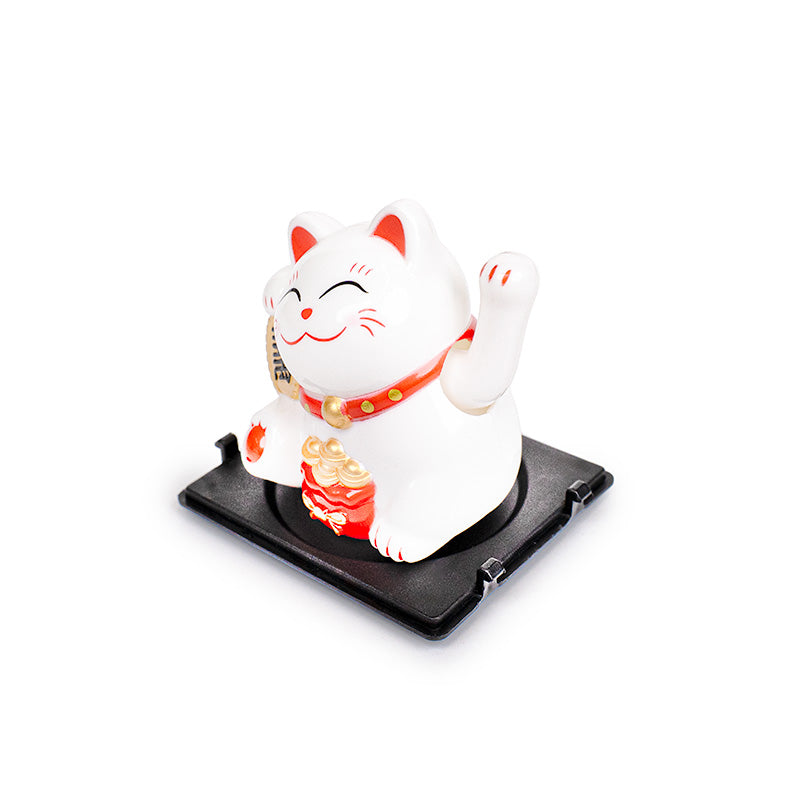 Liikkuva aurinkoenergialla toimiva Maneki Neko -kissa – Onni