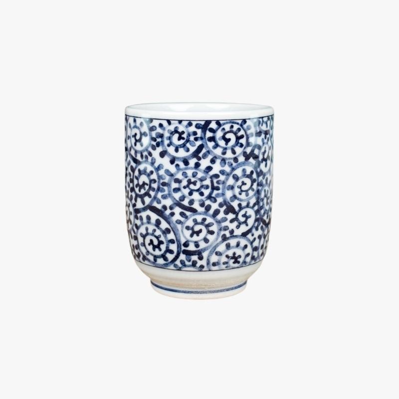 Japanilainen muki Yunomi Karakusa