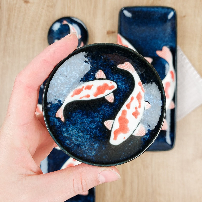Japanilainen sushilautanen setti