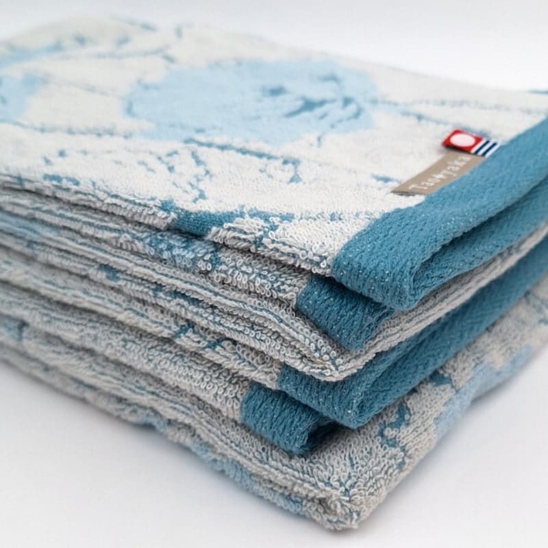 Japanilainen unikko pyyhe