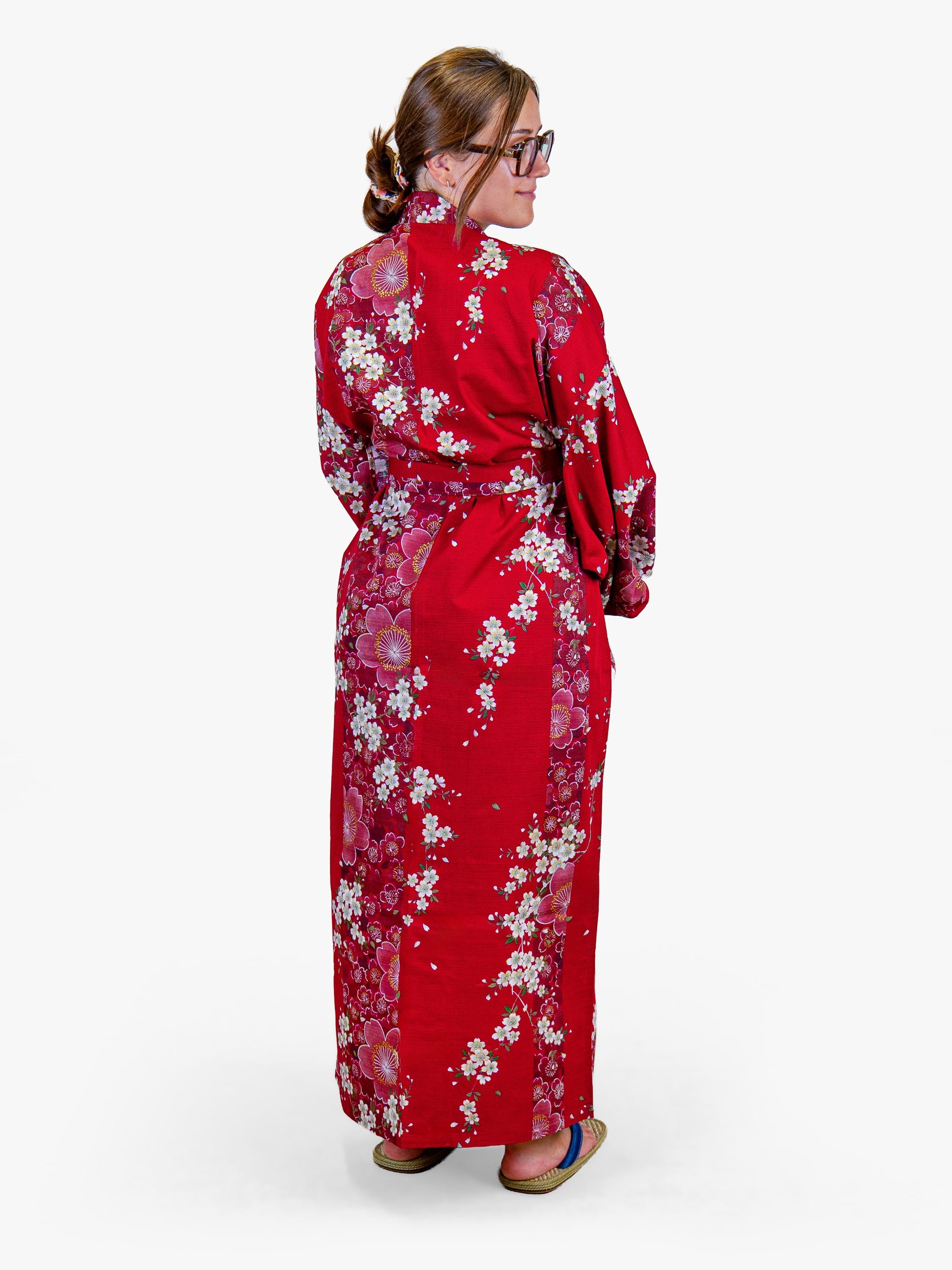 Naisten japanilainen kimono, punainen Sakura