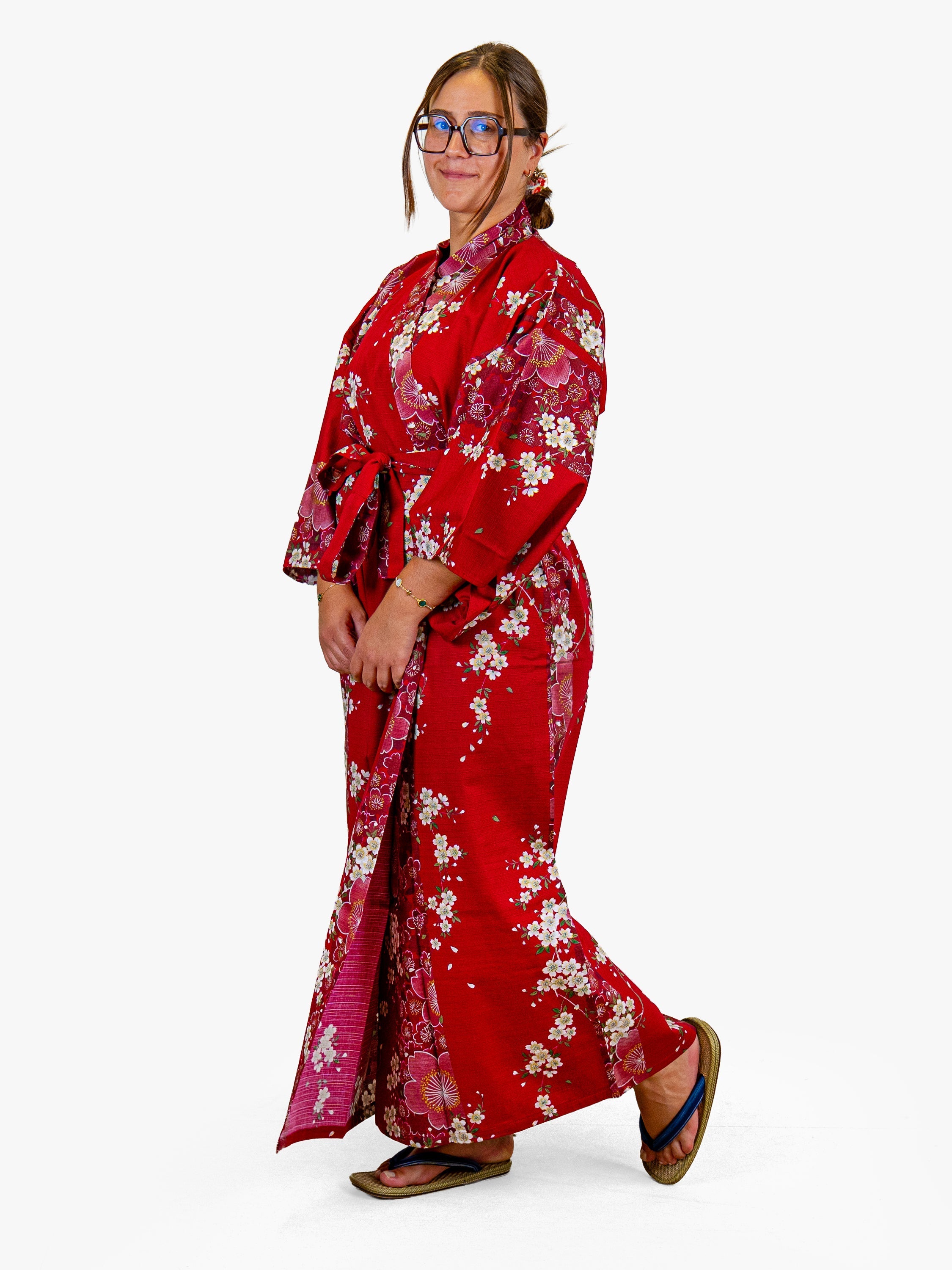 Naisten japanilainen kimono, punainen Sakura