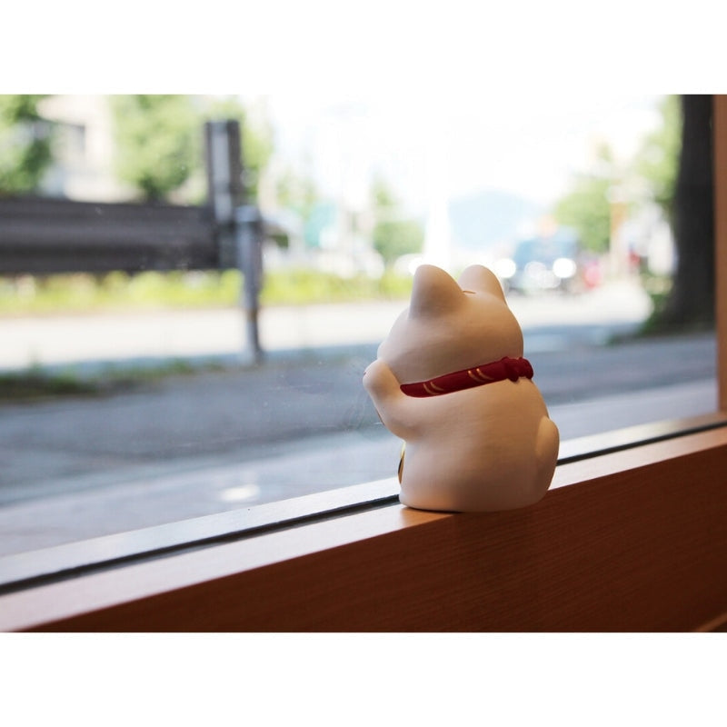 Maneki Neko Kawaii Valkoinen