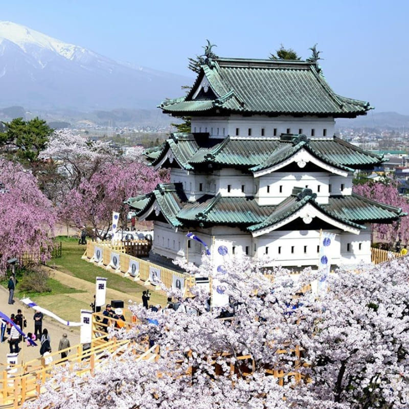 Japanilainen pienoismalli - Hirosakin linna