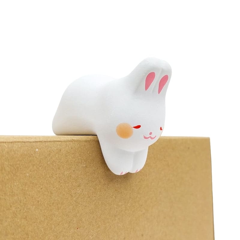 Masentunut Usagi Rabbit Figure