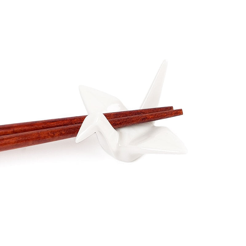 Origami White syömäpuikot lepää