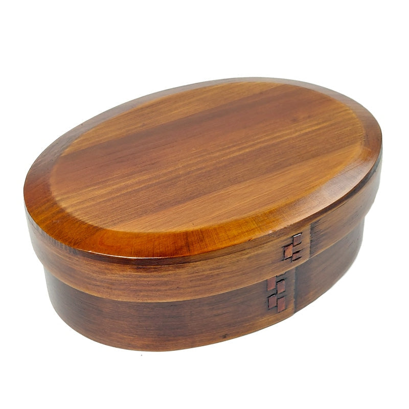 Perinteinen japanilainen Bento Puinen