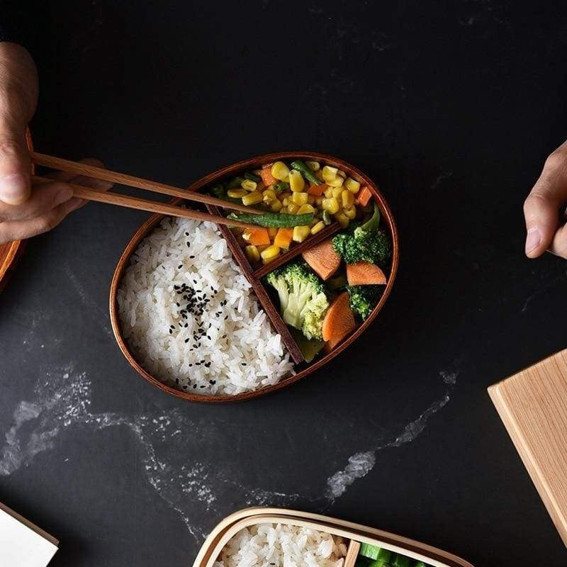 Puinen Bento laatikko