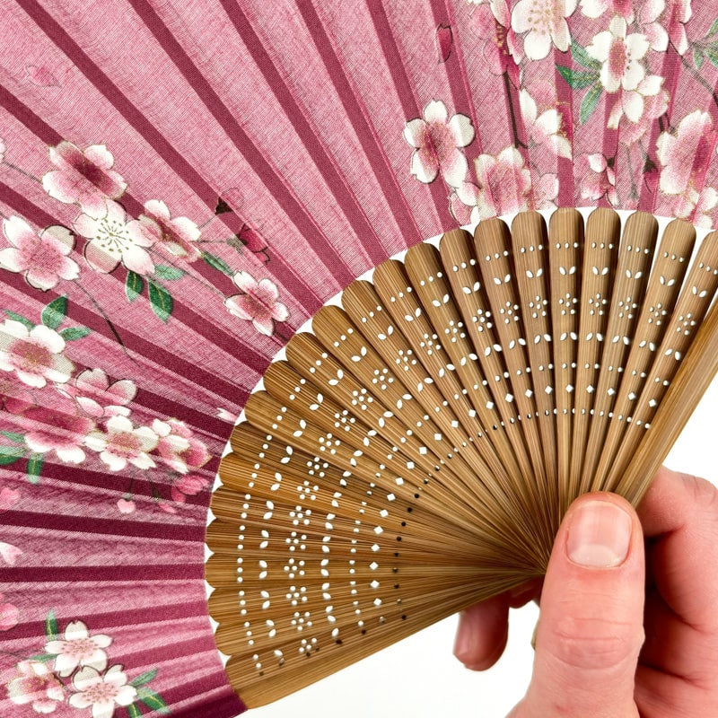 Vaaleanpunainen Sakura japanilainen tuuletin