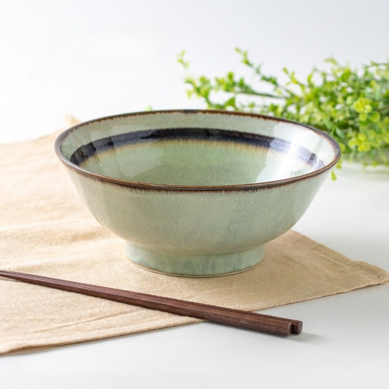 Wasabi japanilainen Ramen Bowl