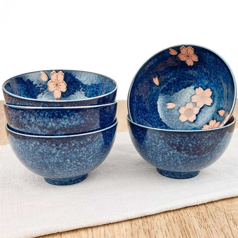 5 japanilaisen Sakura-kulhon sarja