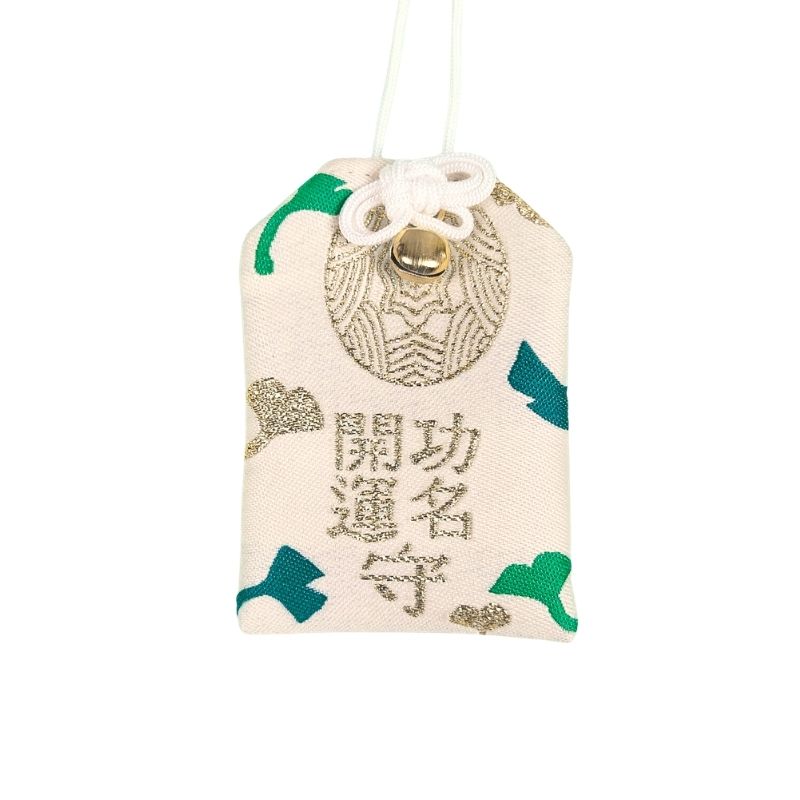 Omamori Gingkon lehdet