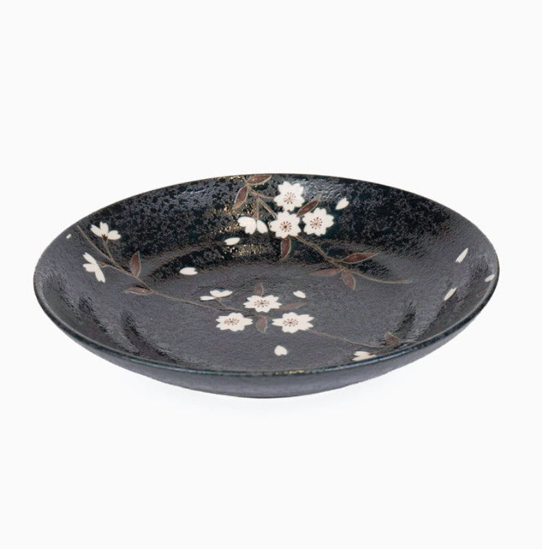 Kuro Sakura -tyylinen japanilainen syvälautanen