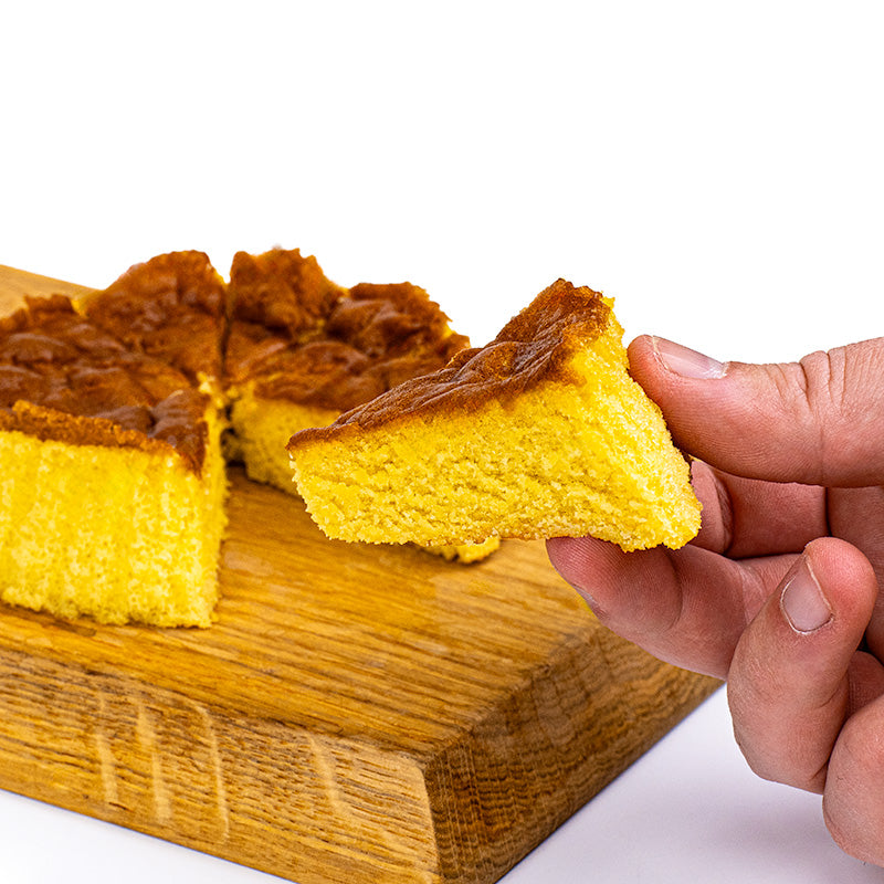 Banaani Castella Kostea kakku Banaanin makuinen banaani