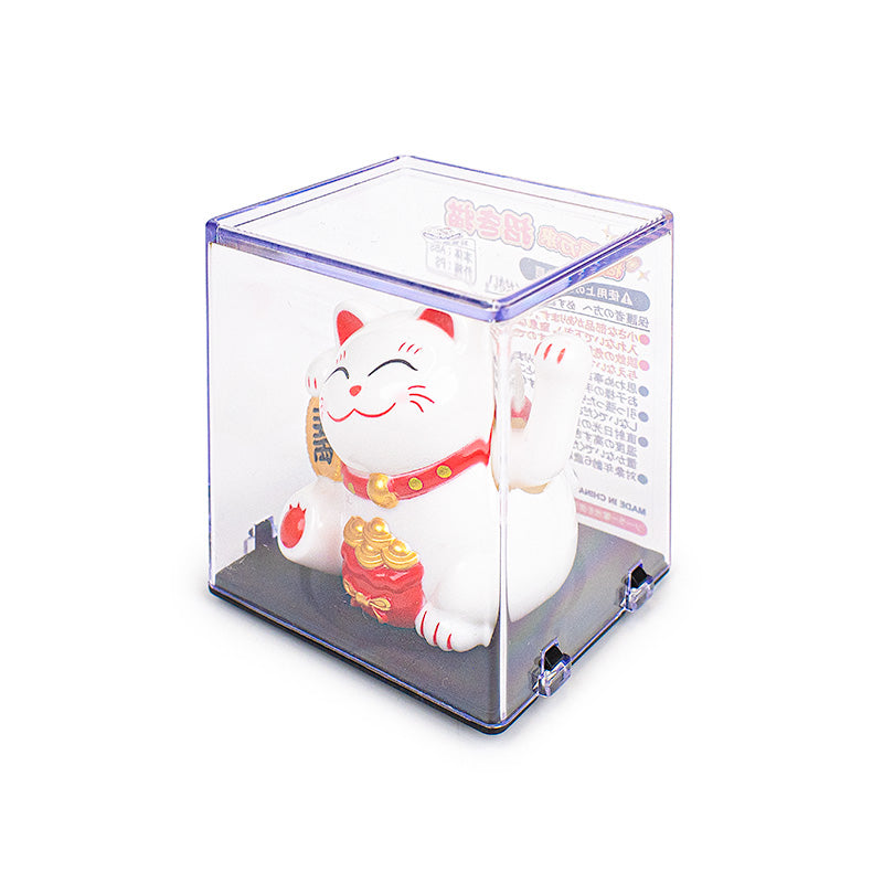 Liikkuva aurinkoenergialla toimiva Maneki Neko -kissa – Onni
