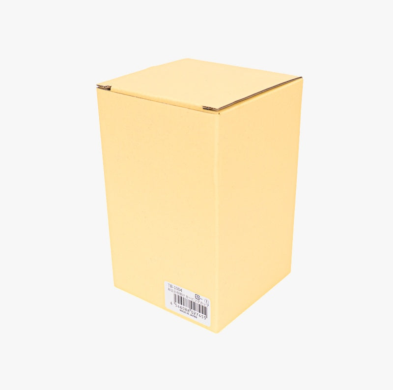 Suuri beige japanilainen kuppi