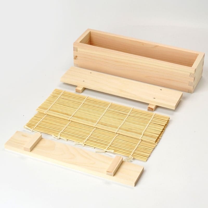 Hinoki Sushi Muotti & Bambu matto