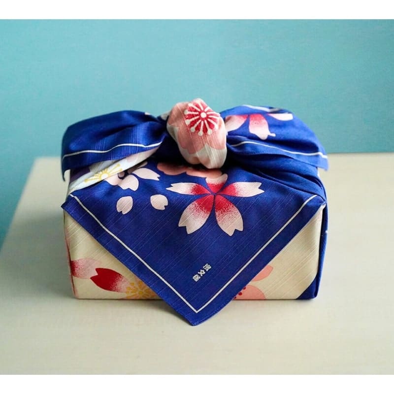 Japanilainen Furoshiki Shizuka Sakura - 90x90 cm - 90cm x 90cm - 90cm x 90cm