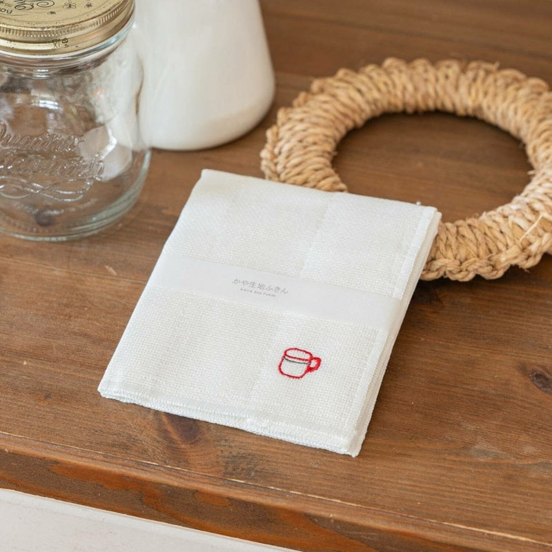 Japanilainen kirjailtu teepyyhe setti