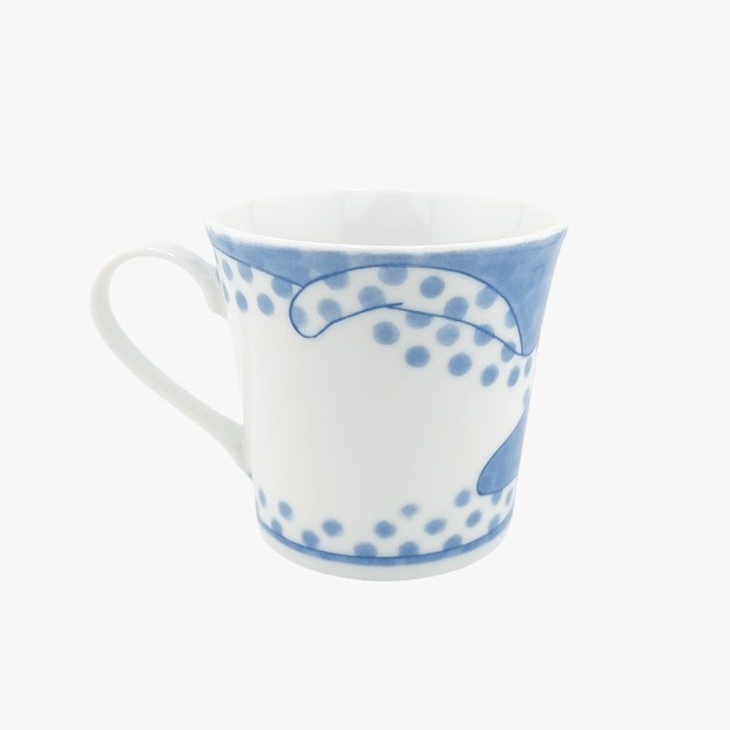 Japanilainen muki Kissa pisteillä
