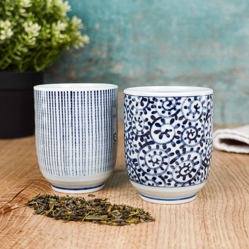 Japanilainen muki Yunomi Karakusa