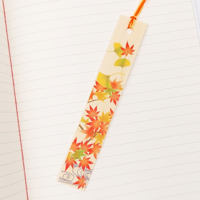 Japanilainen syksyn lehdet kirjanmerkki