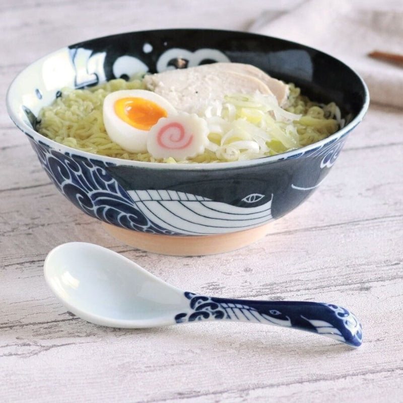 Japanilainen valas keitto lusikka