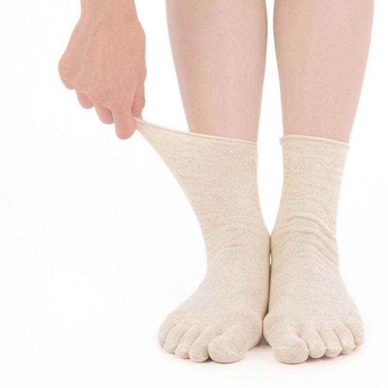 Japanilaiset 5-sormiset luonnonkuitusukat - EU 35-38 / Beige
