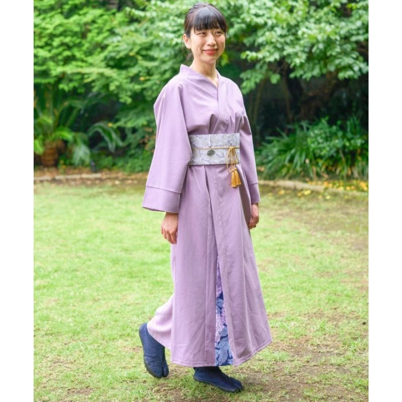 Japanilaistyylinen mekko