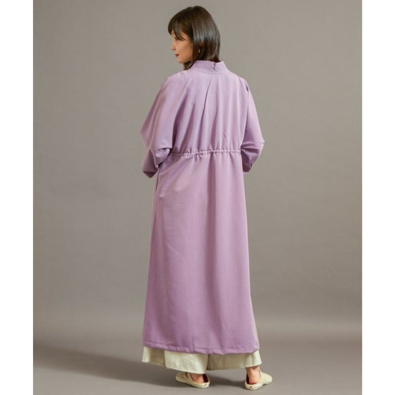 Japanilaistyylinen mekko