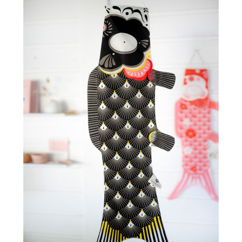 Koinobori Perinteinen musta (M)