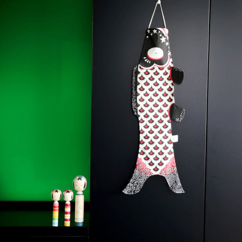 Koinobori Perinteinen mustavalkoinen (S)