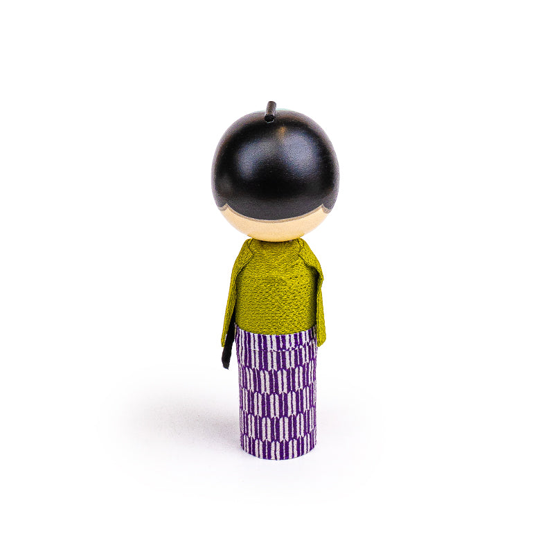 Kokeshi nuori samurai japanilainen nukke