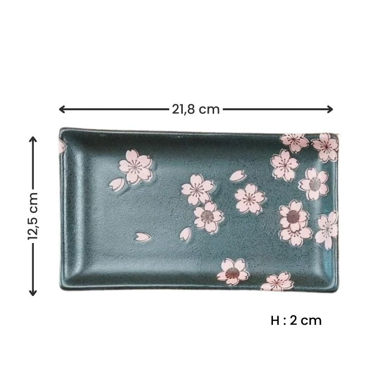 Sakura Sushi astiasto